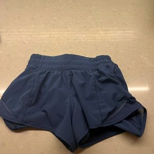 Lululemon hottie hot low rise 2.5